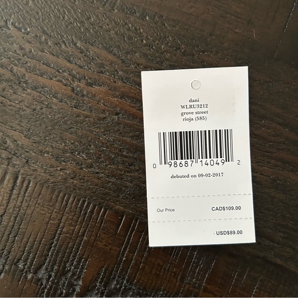 Kate Spade Merlot Wallet - Picture 8 of 9